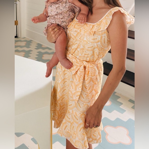 Gal meets glam Abby dress - Picture 2 of 5